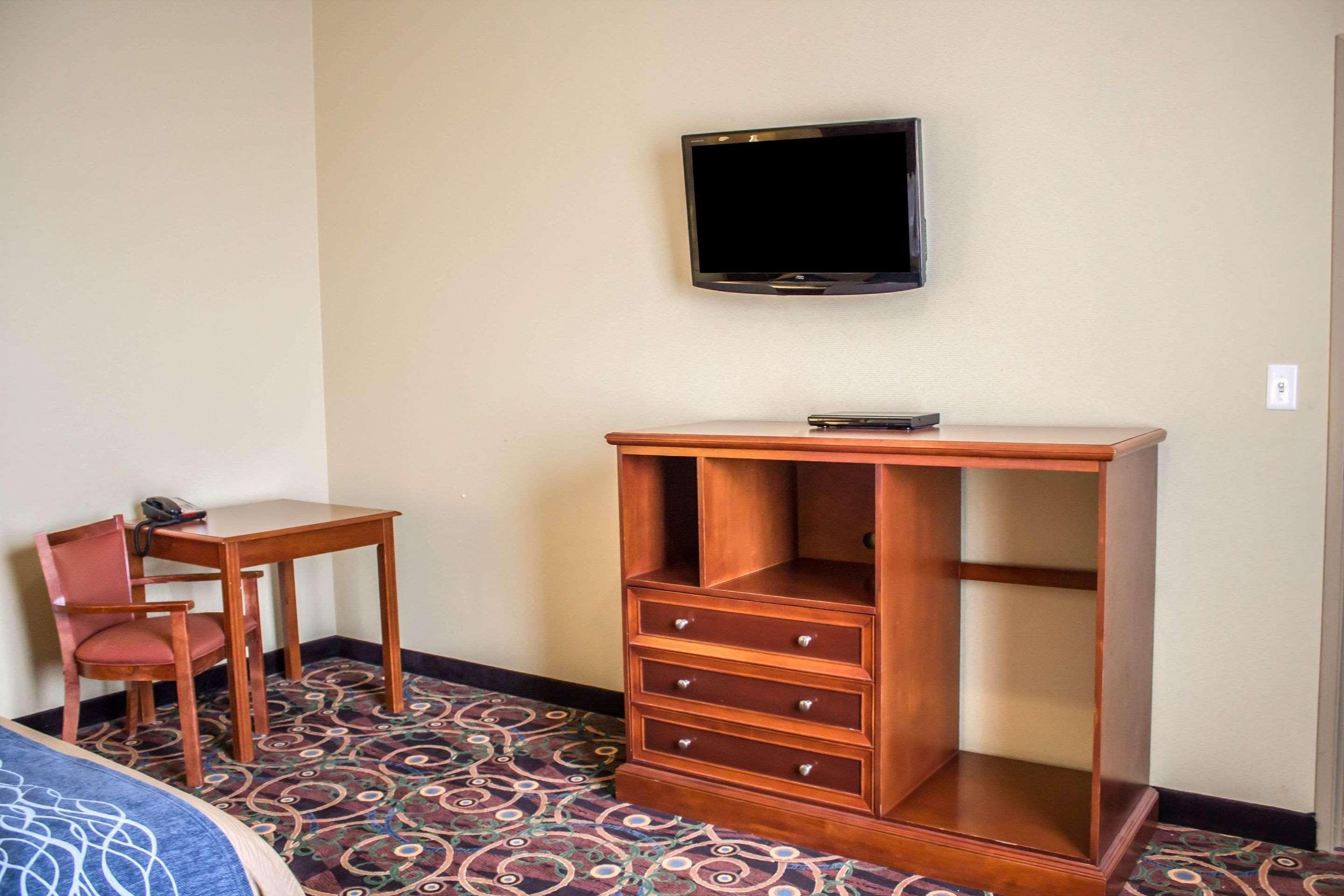 Comfort Inn & Suites Kent - University Area Exteriör bild